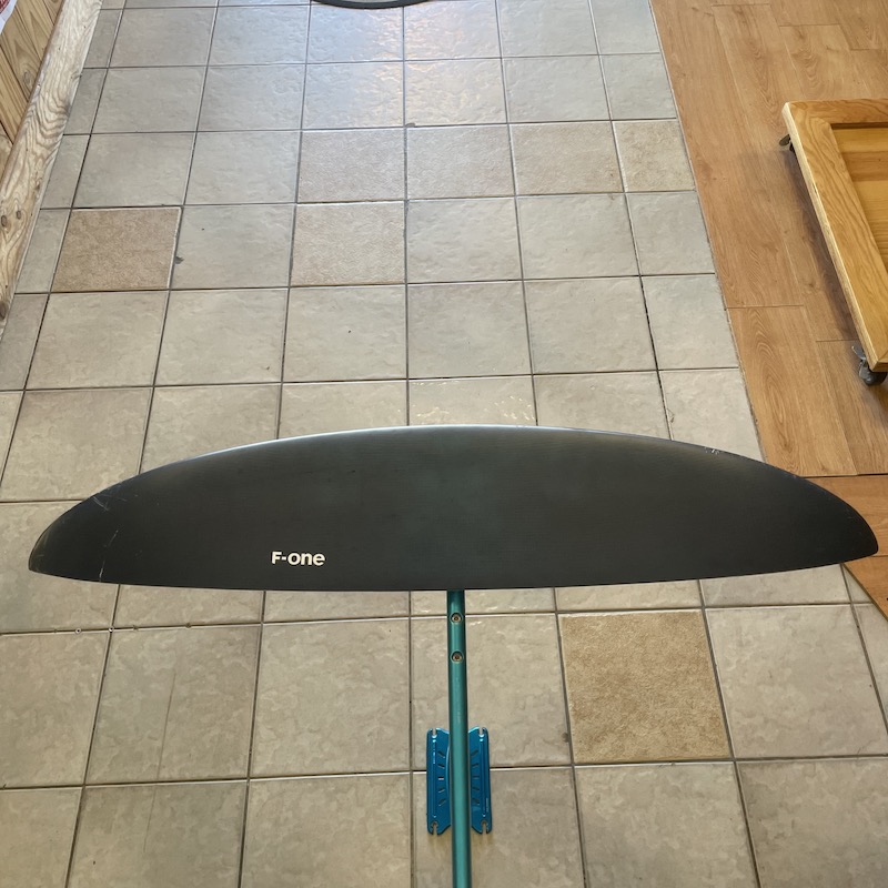 Fone GRAVITY 1800 Plane + mât 75 occasion