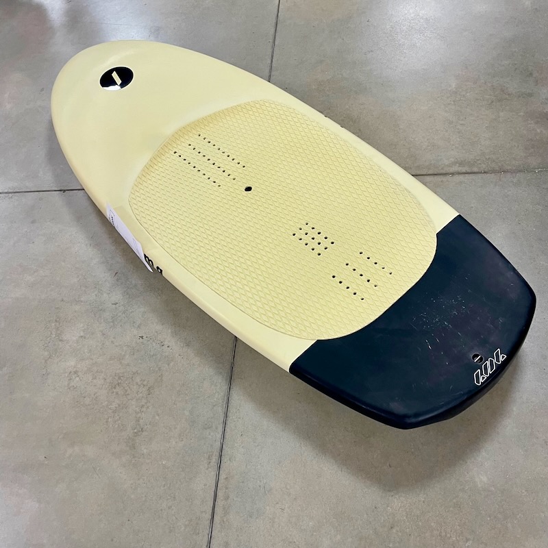 https://marseille.glissattitude.com/media/catalog/product/u/4/u47624s1_1.jpeg