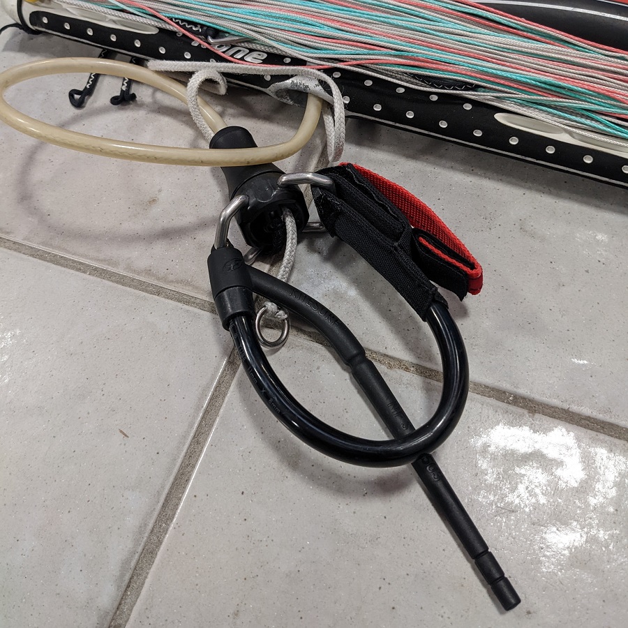 https://marseille.glissattitude.com/media/catalog/product/u/4/u47089s1_7.jpg