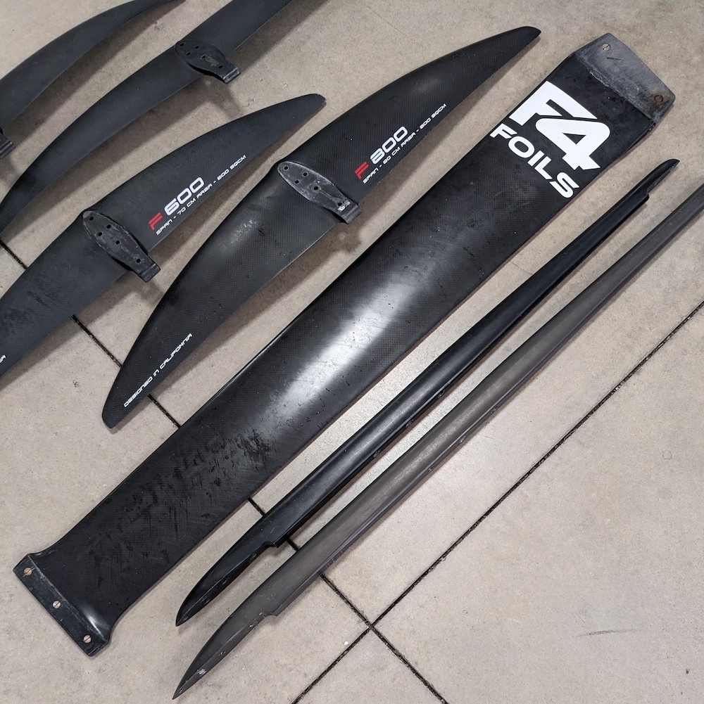 F4 WINDFOIL SET SLALOM/FREERIDE occasion
