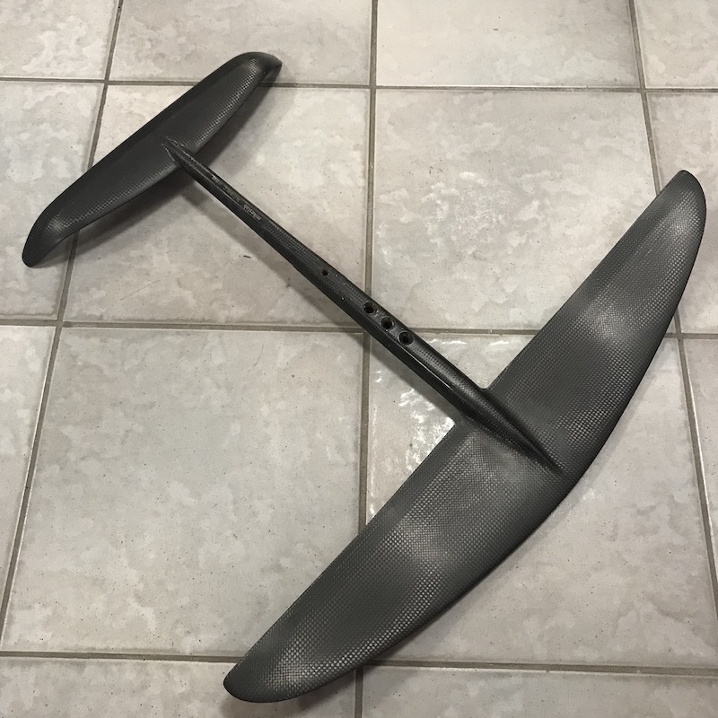 Mikeslab BULLET 3 + Tarifa Foil Boards RACE PRO 2021 occasion