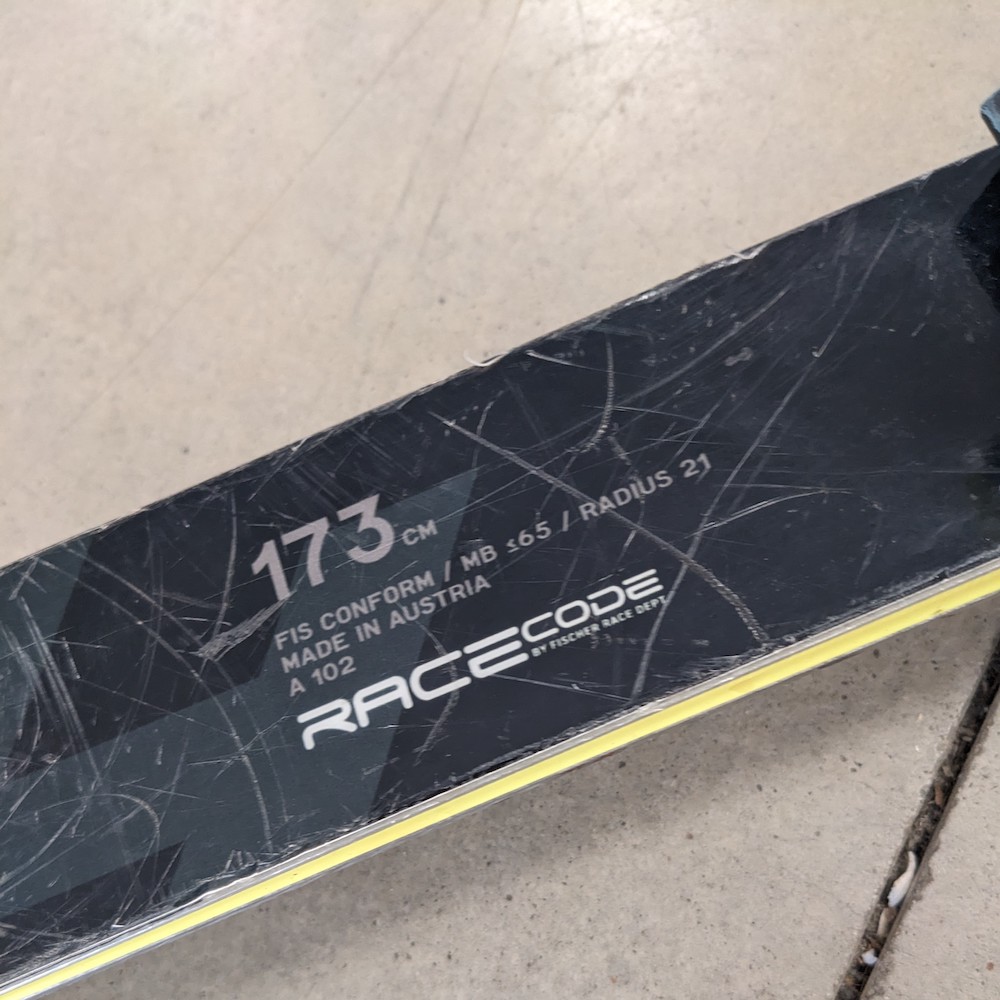Fischer RC4 GS JR FIS 173 R21 occasion