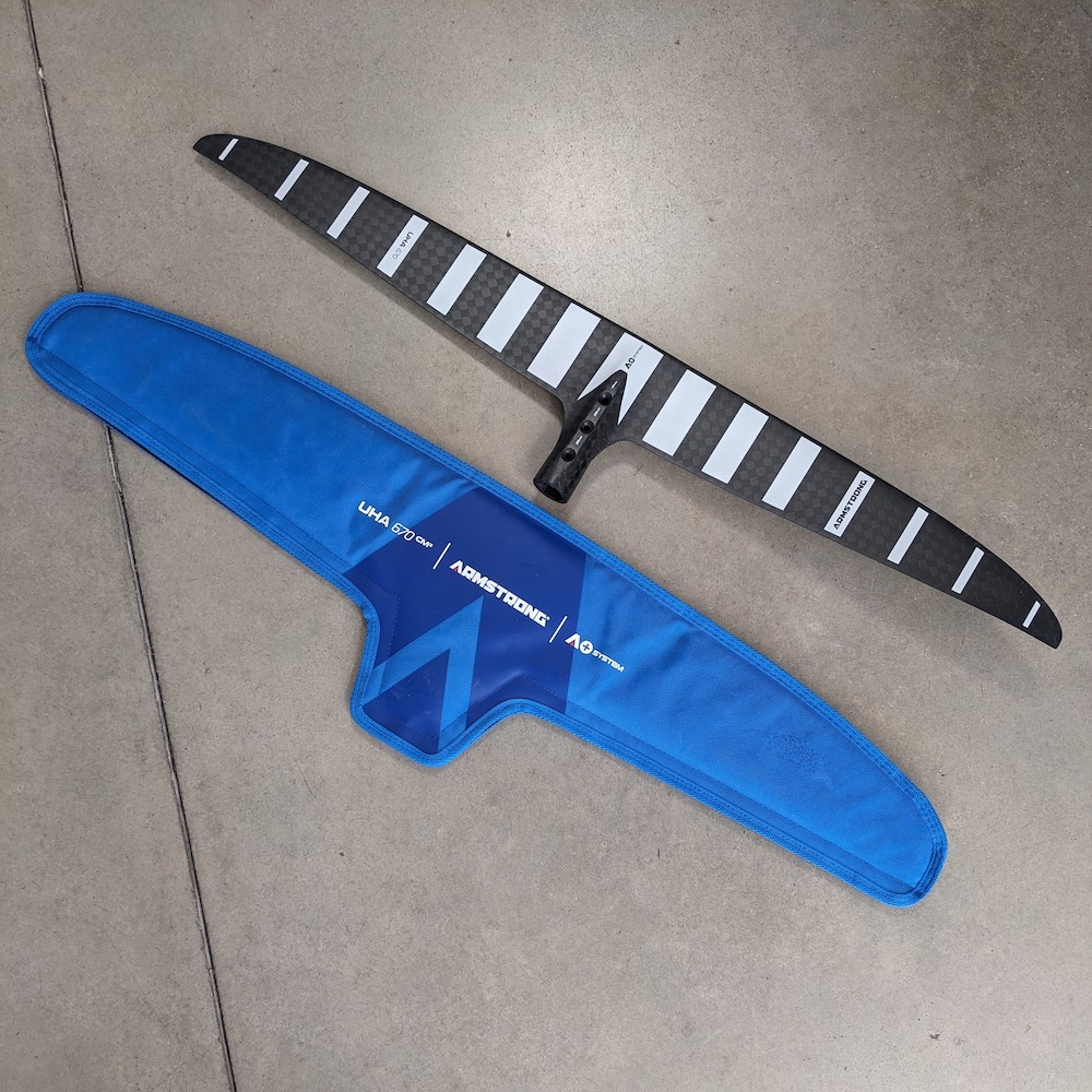 Armstrong UHA 670 2026 occasion